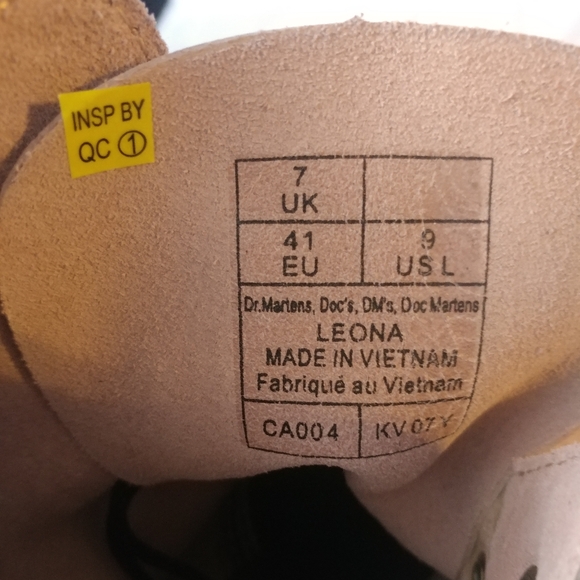 Dr. Martens "Leona" Leather Heeled Boots - Picture 9 of 13